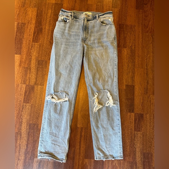 Abercrombie High Rise 90s Straight Leg Jeans - Picture 1 of 2